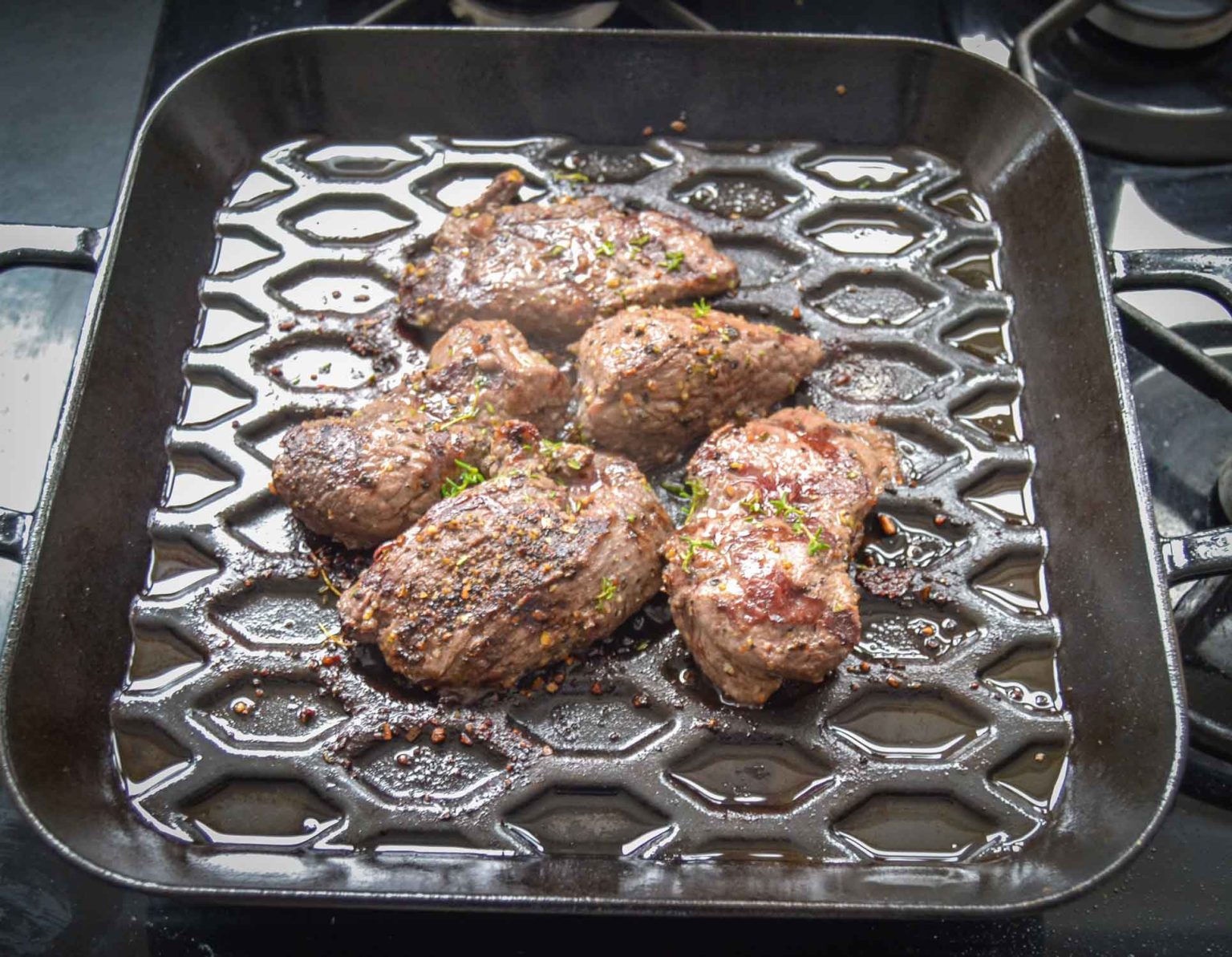 Hirschsteak mit Portwein Preiselbeer Sauce - Kochen aus Liebe