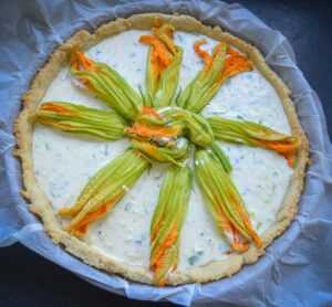 Zucchini Quiche mit Zucchiniblüten