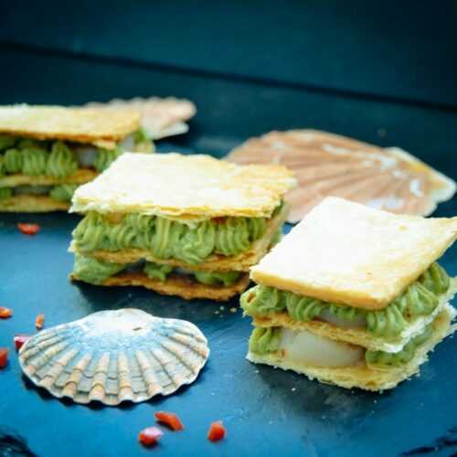 Blätterteig gefüllt mit Avocado Creme und Jakobsmuschel