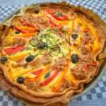Thunfisch Quiche mit Paprika und Zucchini