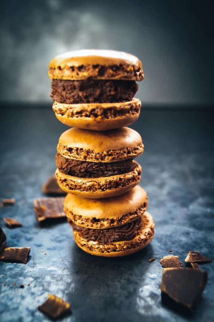 Schokoladen Macarons mit dunkler Ganache - Kochen aus Liebe