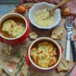 Original französische Zwiebelsuppe Rezept einfach