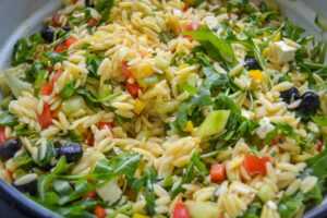 Kritharaki Salat mit Feta