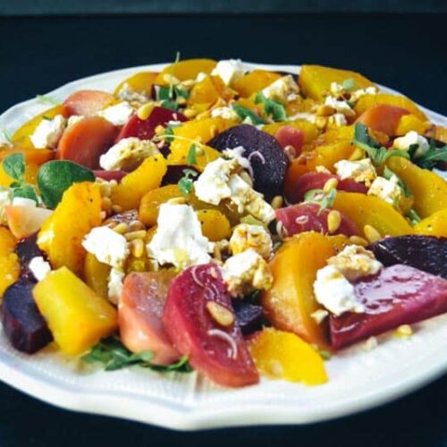 Bunter rote Bete Salat mit Feta und Orange