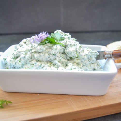 Frischkäse Dip mit Kräutern