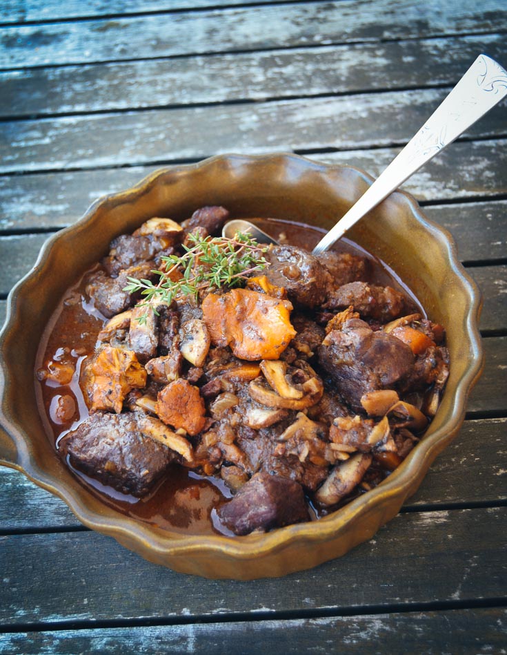 Wildschweingulasch Rezept mit Pfifferlingen
