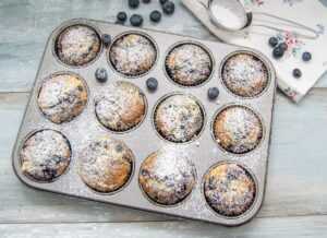 Buttermilch Muffins mit Blaubeeren
