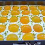 Schmandkuchen - Spiegeleikuchen mit Aprikosen