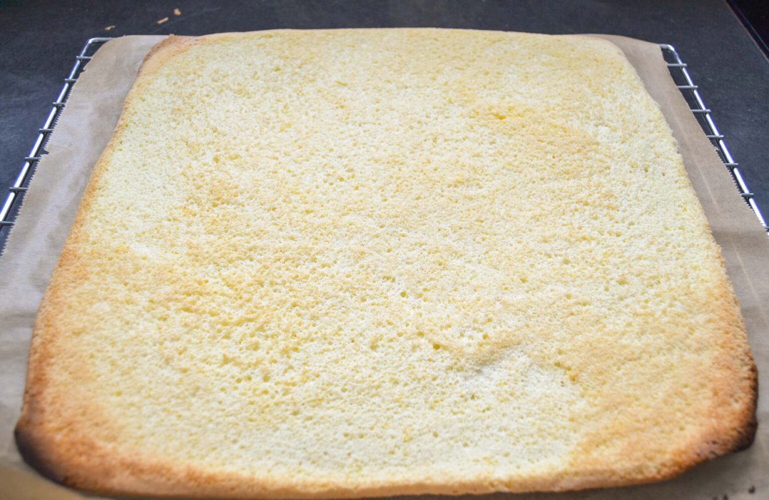 Biskuitboden Rezept für ein Backblech Kochen aus Liebe