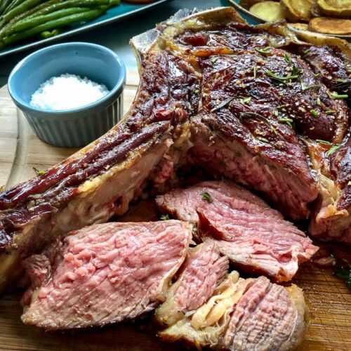 Cote de Boeuf dry aged Steak braten Rinderkotelett