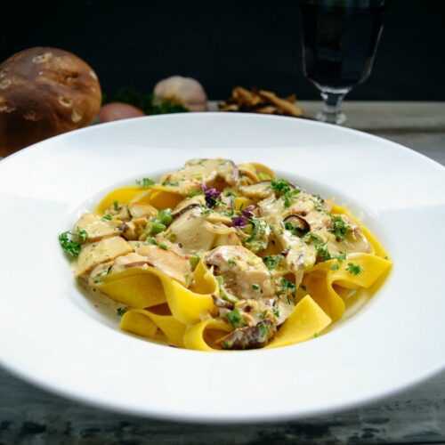 Pilzsoße Rezept klassisch zu Pasta oder Fleisch