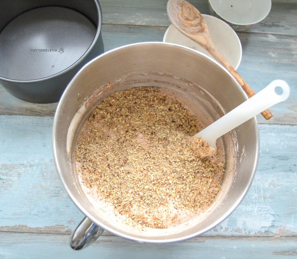 Einfaches Nussbiskuit Rezept für Tortenboden - Kochen aus Liebe