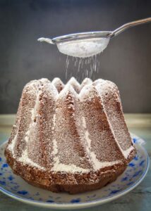 Stollen Kuchen aus der Gugelhupfform