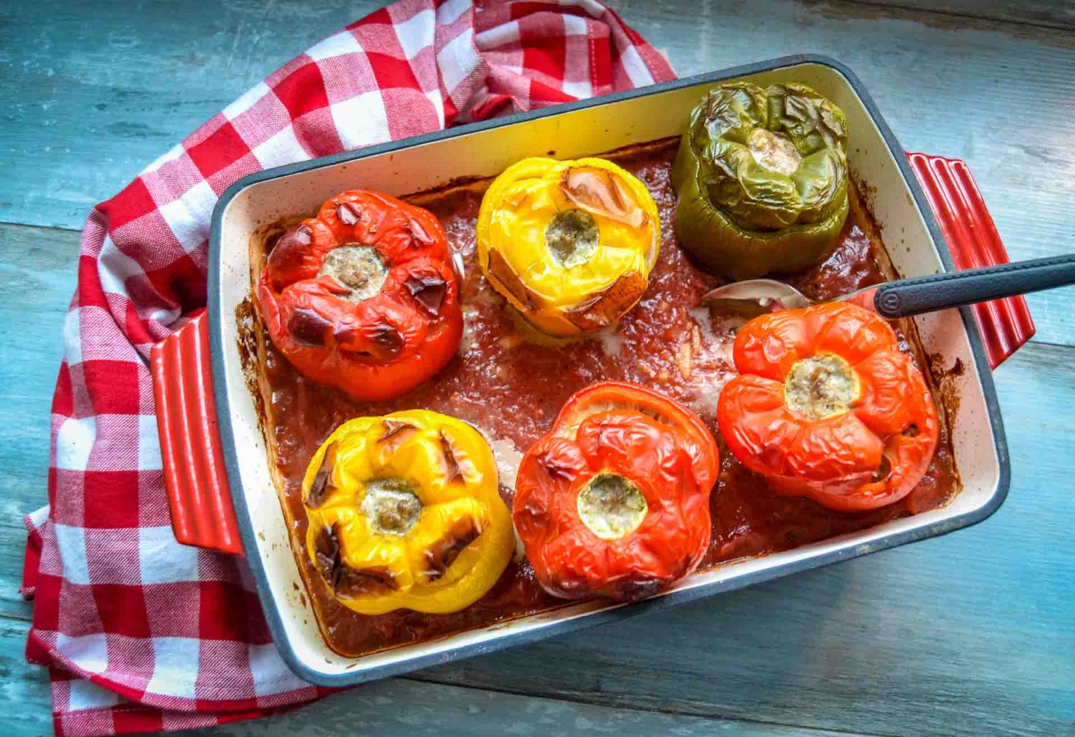 Gefüllte Paprika mit Hackfleisch - Kochen aus Liebe Gefüllte Paprika mit Hackfleisch - Kochen aus Liebe