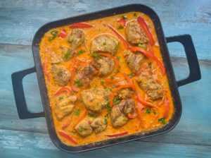 Hähnchen in pikanter Paprika Sauce