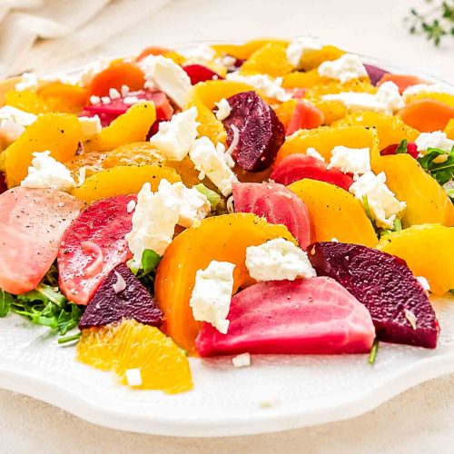 Bunter rote Bete Salat mit Orange und Feta