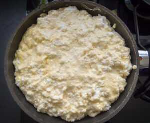 Kaiserschmarrn braten