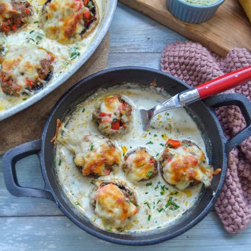 Gefüllte Champignons mit Hackfleisch und Käse