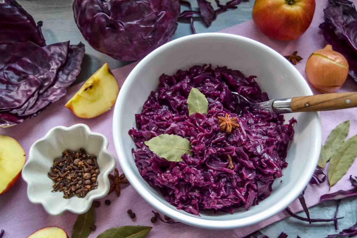 Omas Apfel Rotkohl mit Nelke, Lorbeerblatt