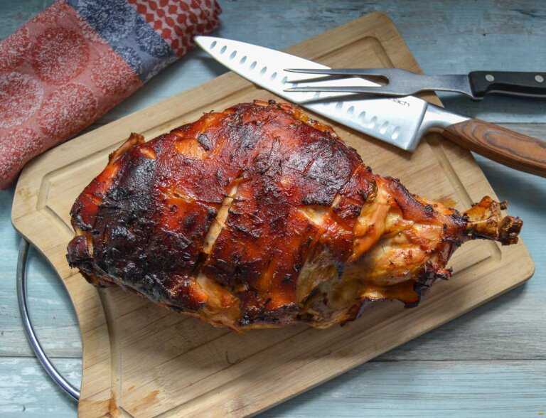 Wie Lange Braucht Ein Spanferkelrollbraten Im Backofen Spanferkel Rezept Spanferkelkeule im Ofen braten - Kochen aus Liebe