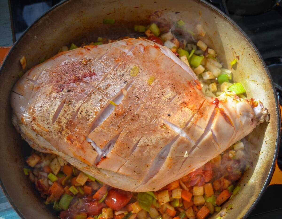 Spanferkel Rezept Spanferkelkeule im Ofen braten - Kochen aus Liebe