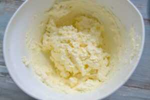 Tortencreme aus Schmand und Sahne