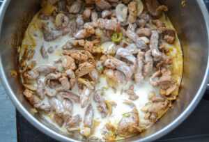 Geschnetzeltes mit Sahne und Weißwein