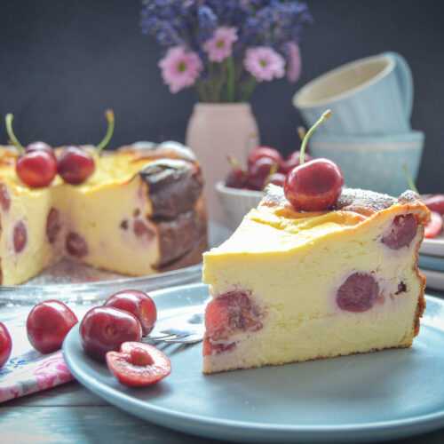 Käsekuchen mit Kirschen ohne Boden