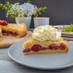 Omas Kirsch Streuselkuchen Rezept mit Mandeln