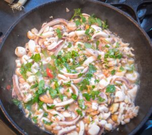 Meeresfrüchte braten