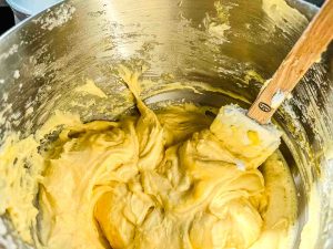 Rührteig mit Eierlikör