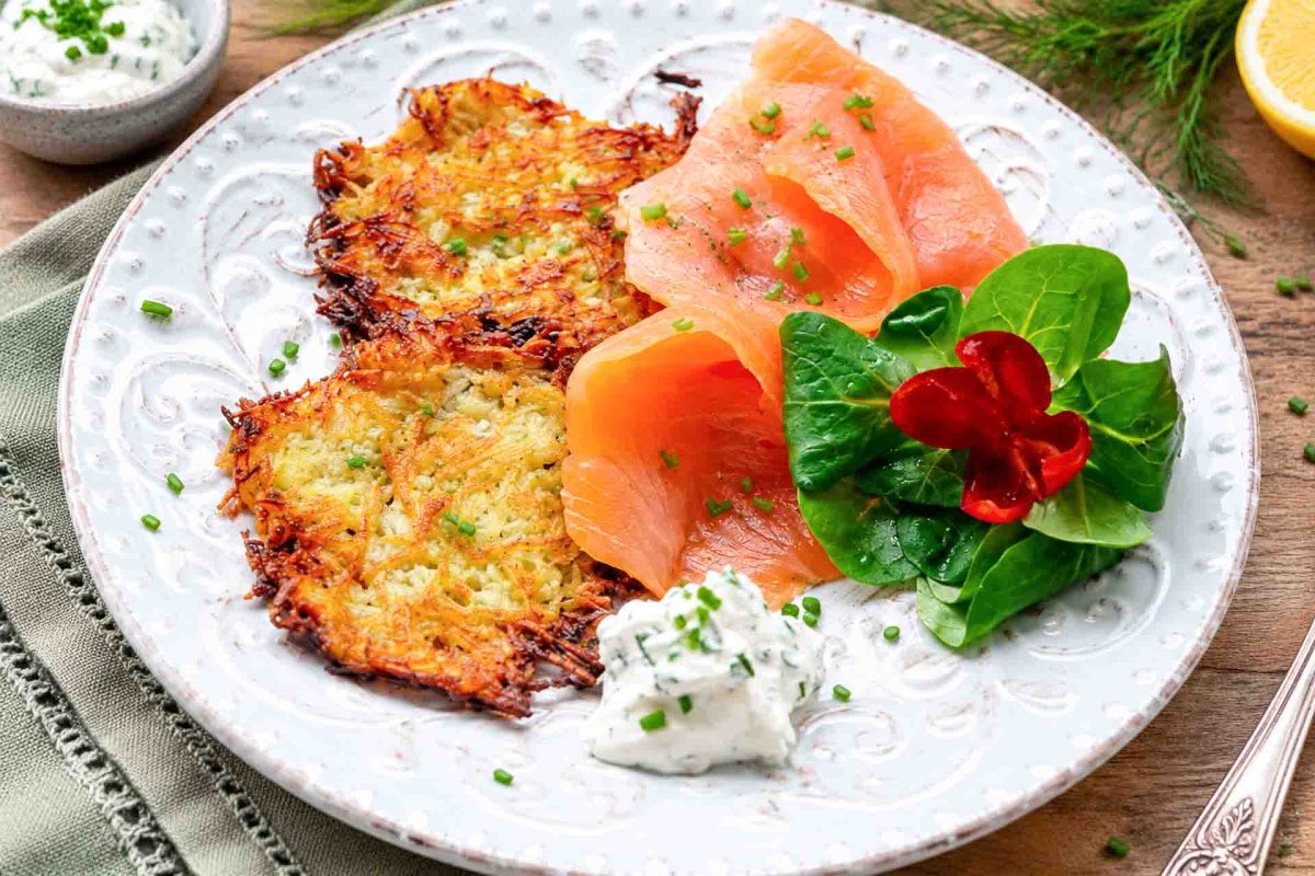 Kartoffelrösti mit Lachs