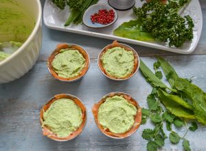 Lachsterrine mit Kräuterfrischkäse