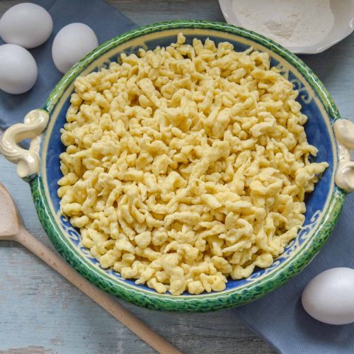 selbstgemachte Spätzle mit schwäbischen Spätzleteig