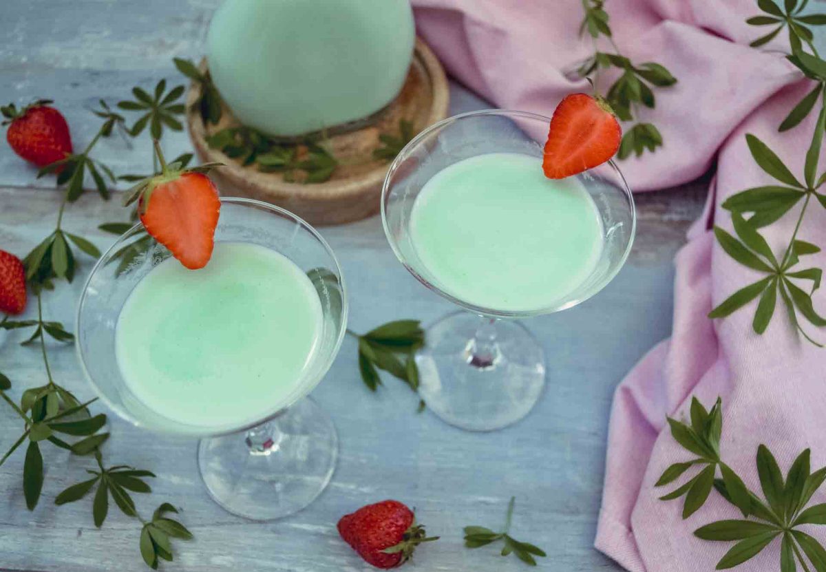 Waldmeister Likör mit Sahne
