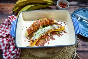 platano con queso y bocadillo gebackene Kochbanane mit Guavenpaste und Käse