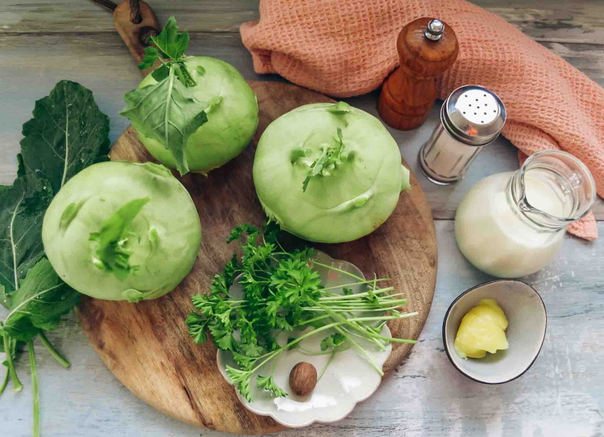 Zutaten Rahm Kohlrabi, Sahne, Petersilie, Butter, Salz, Muskart
