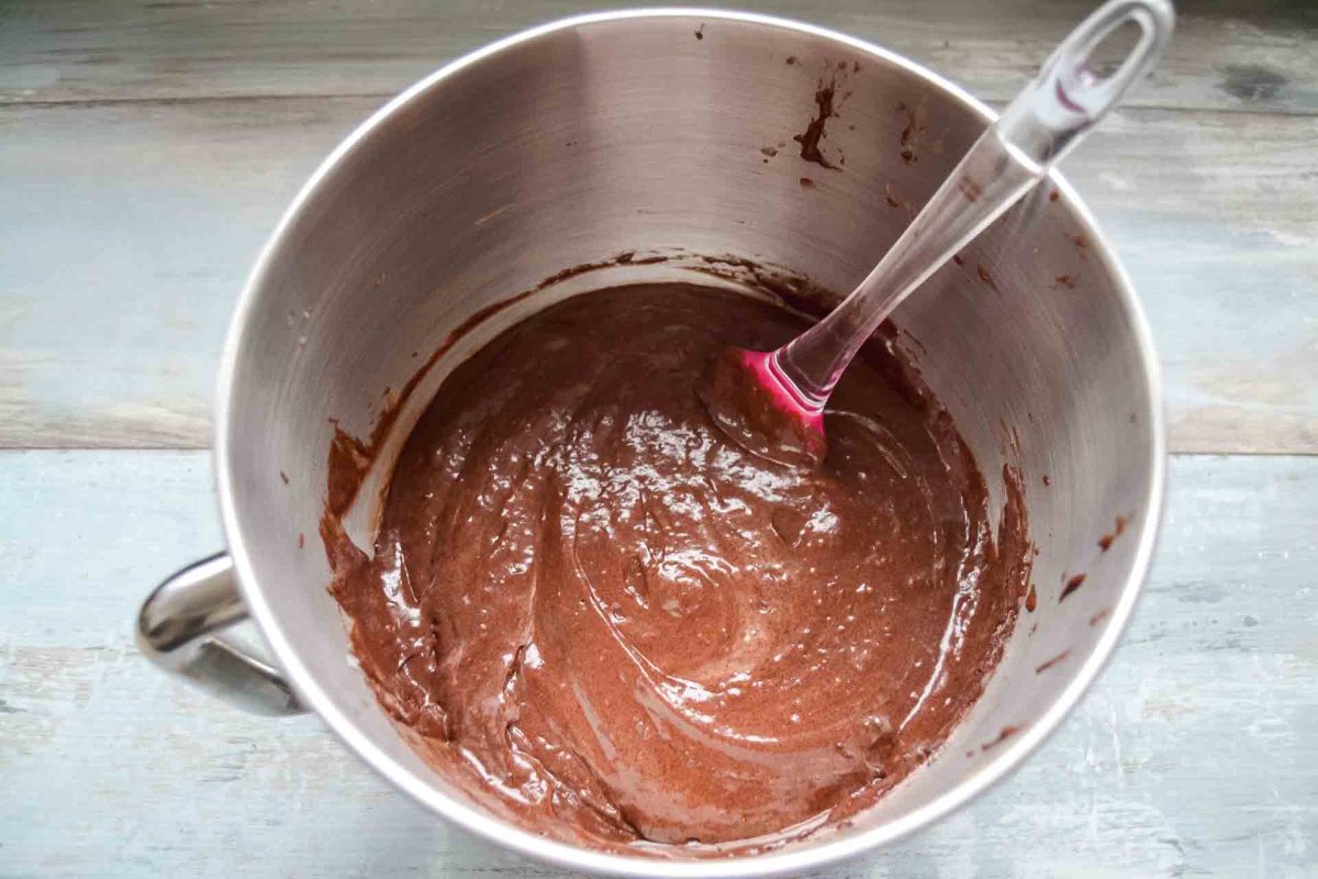 Schokosahnetorte Rezept mit Preiselbeeren - Kochen aus Liebe Schokosahnetorte Rezept mit Preiselbeeren - Kochen aus Liebe