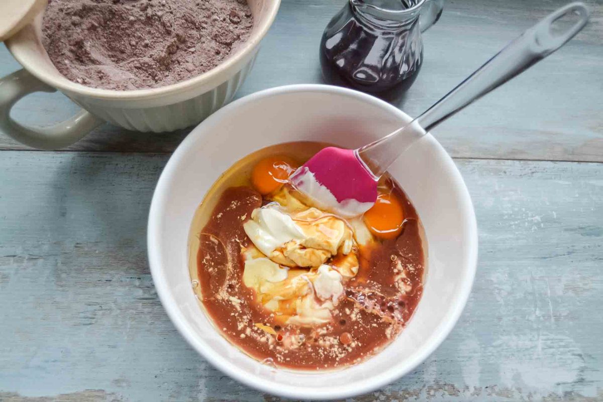 Schokosahnetorte Rezept mit Preiselbeeren - Kochen aus Liebe Schokosahnetorte Rezept mit Preiselbeeren - Kochen aus Liebe