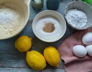 Zutaten Zitronenkuchen mit Öl, Buttermilch, Eier, Zucker, Mehl, Zitrone