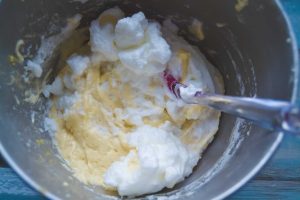 Muffinteig mit Eischnee