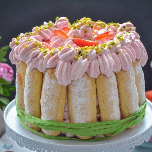 Erdbeer Tiramisu Torte mit Quark Creme