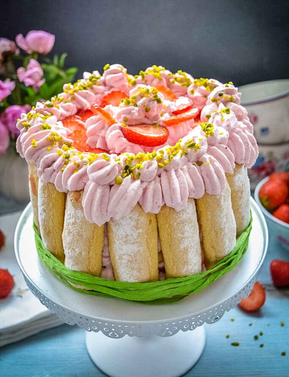Erdbeer Tiramisu Torte mit Mascarpone-Quarkcreme