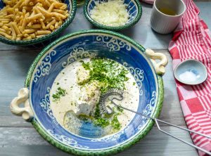 Bohnensalat Dressing mit Essig, Öl, Sahne, Schmand, Petersilie