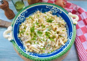 Omas gelber Wachsbohnen-Salat mit Sahne und Schmand