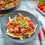 Pasta Salsiccia mit Tomatensauce und Aubergine