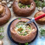 Herzhafte Pilzsuppe mit Champignons
