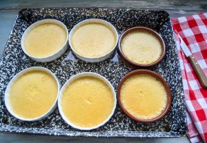Crème brûlée im Wasserbad