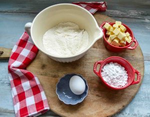 Zutaten Mürbeteig, Mehl, Zucker, Ei und Butter