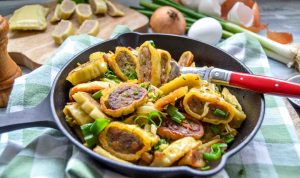 Schnelle Maultaschen in der Pfanne mit Ein und Zwiebeln